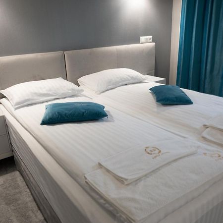 River Stone Hotel เชชอเร ภายนอก รูปภาพ